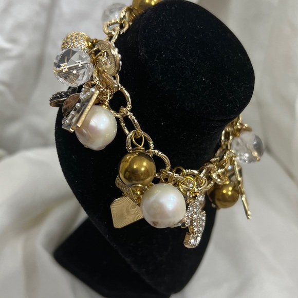Charm Bracelet with Stylish and Designer Charms Plus Fresh Water Pearls, Amazing - Picture 7 of 11